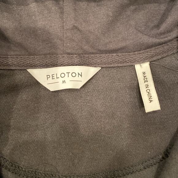 Peloton Women's Ultimate Fleece Full Zip Hoodie Gray Pink Size M - Picture 6 of 9